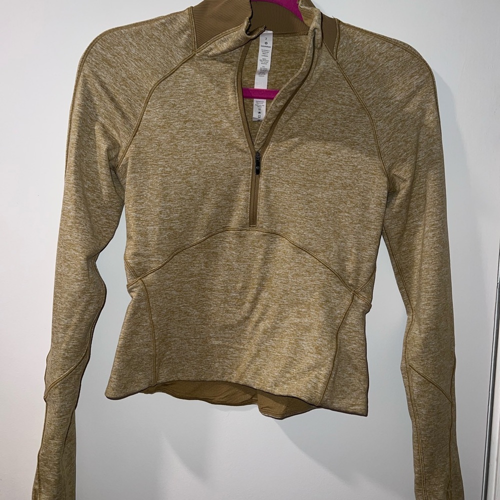 Women’s Lululemon green cropped long sleeve quarter zip